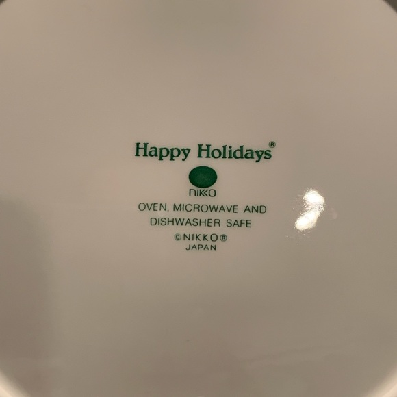 Nikko Christmas Saucers Happy Holidays Nikko Pattern 6 - Picture 6 of 6